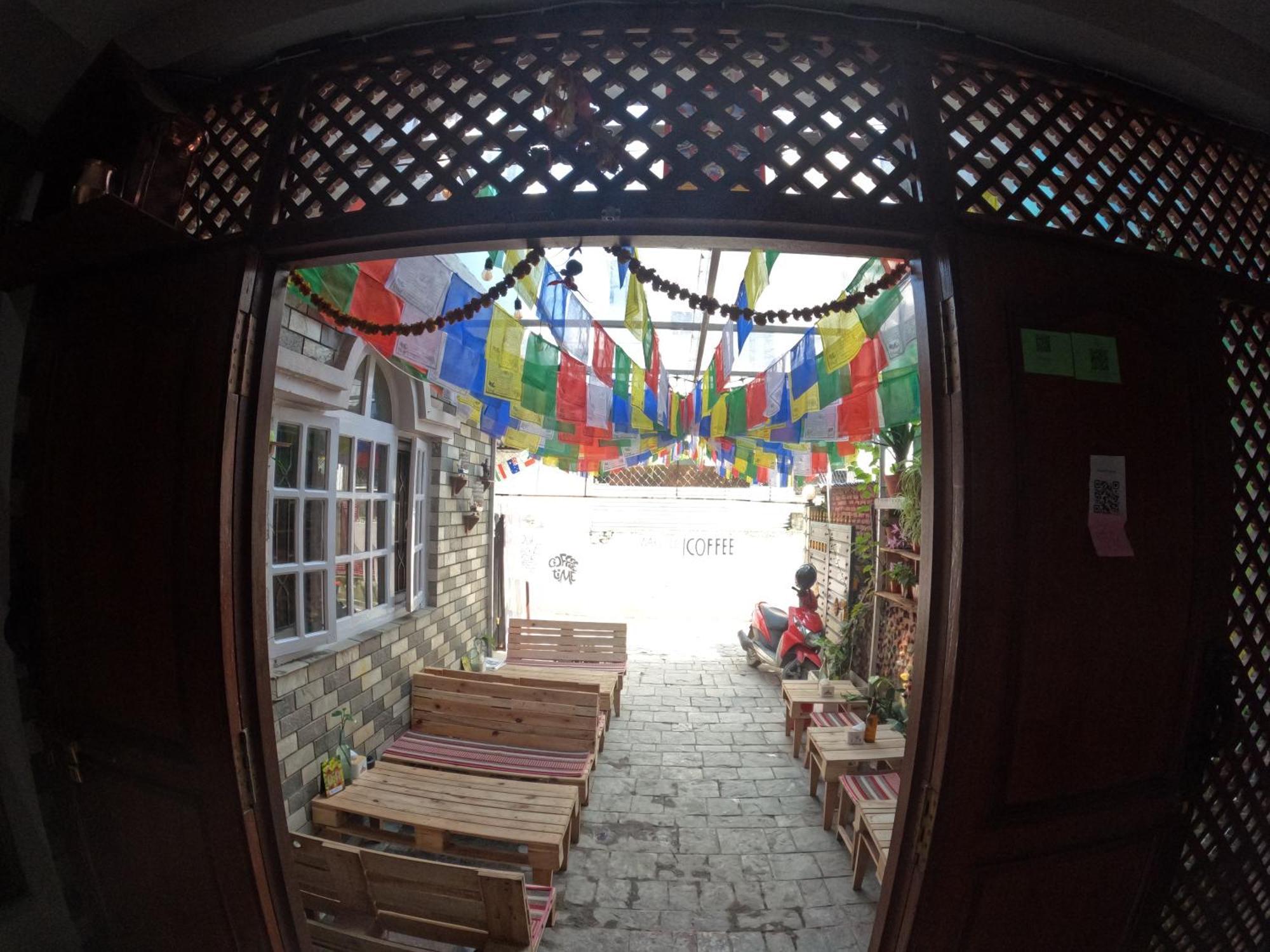 Hello Ktm Hostel Kathmandu Bagian luar foto