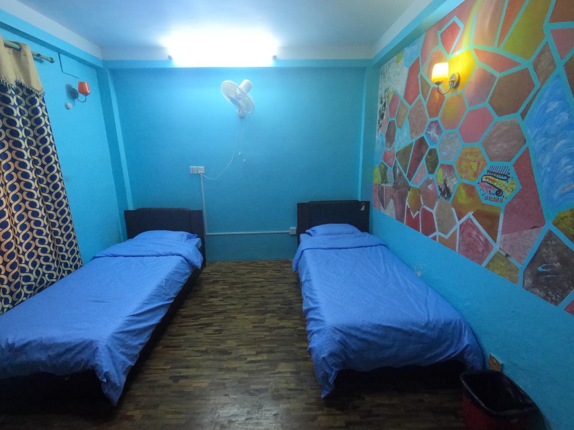 Hello Ktm Hostel Kathmandu Bagian luar foto