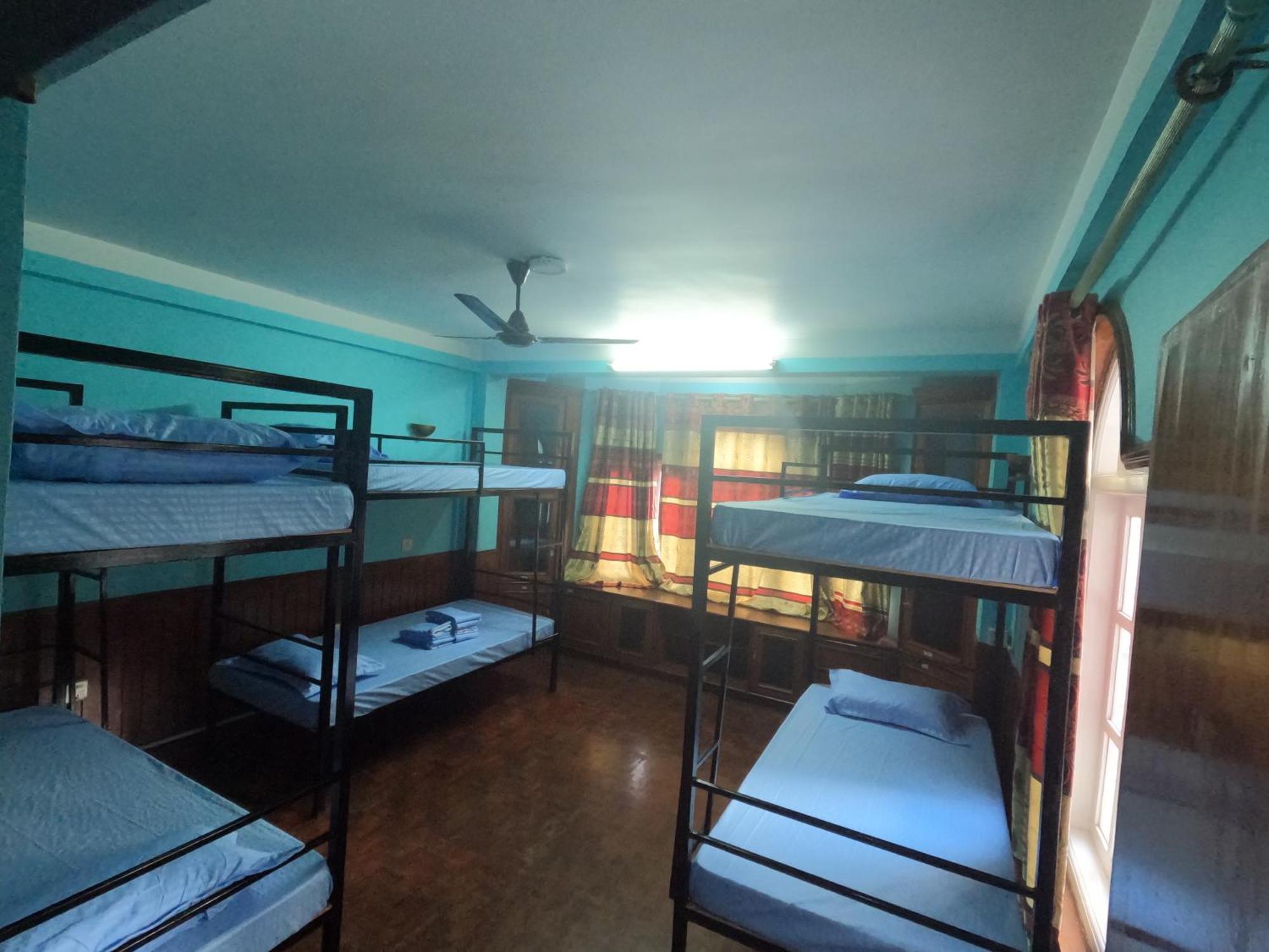 Hello Ktm Hostel Kathmandu Bagian luar foto