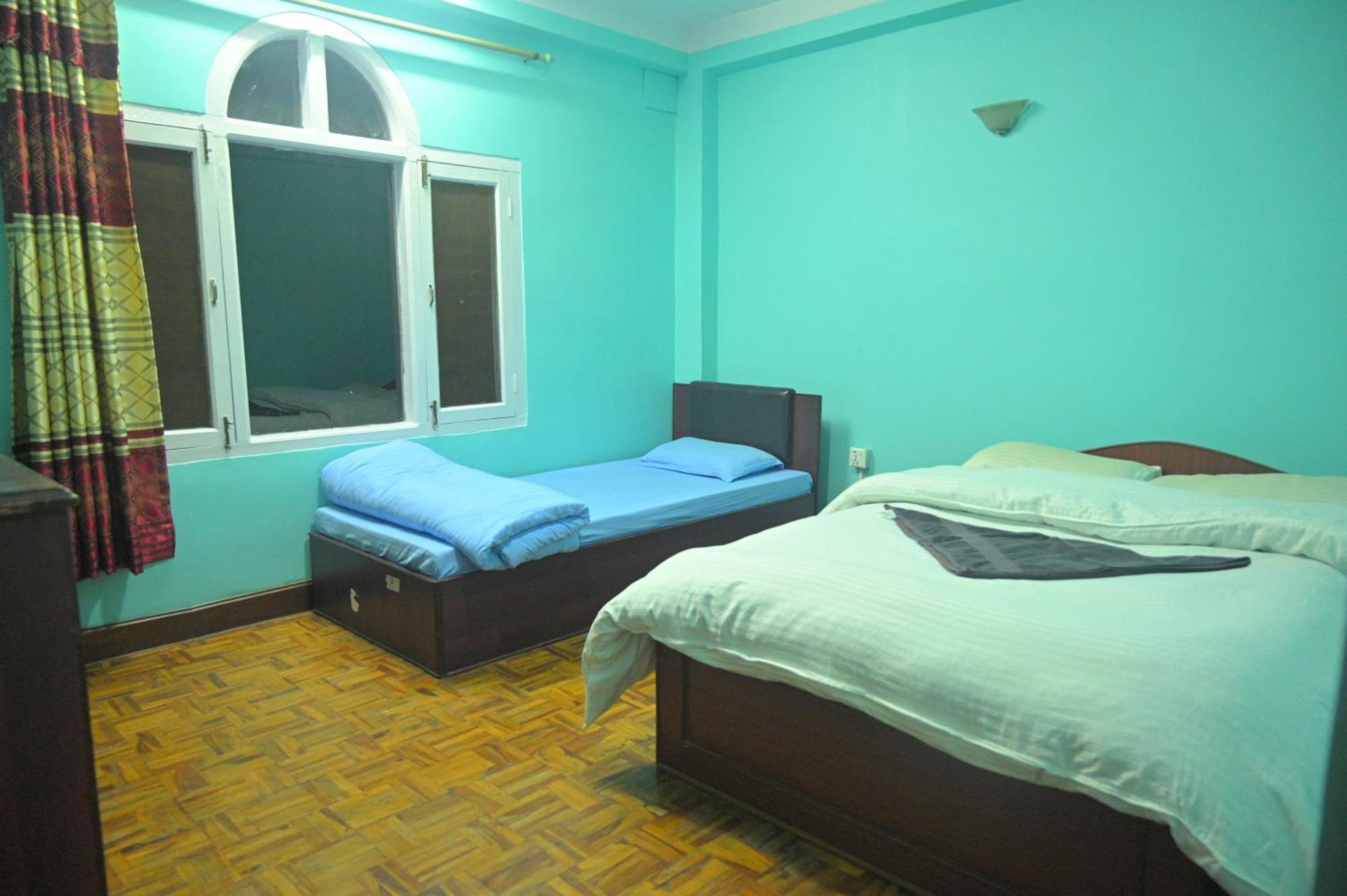 Hello Ktm Hostel Kathmandu Bagian luar foto