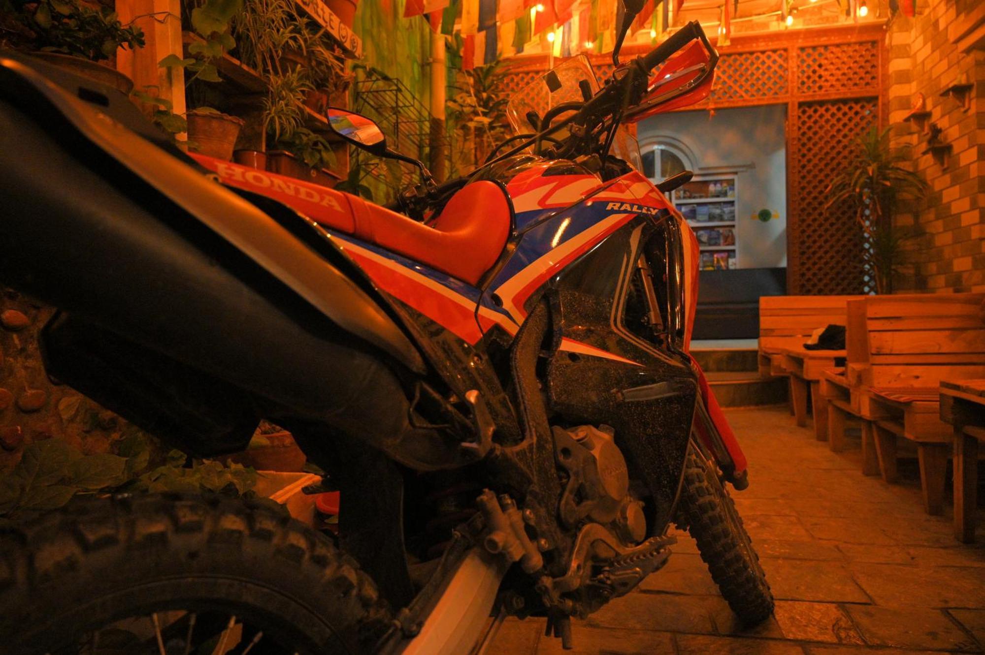 Hello Ktm Hostel Kathmandu Bagian luar foto