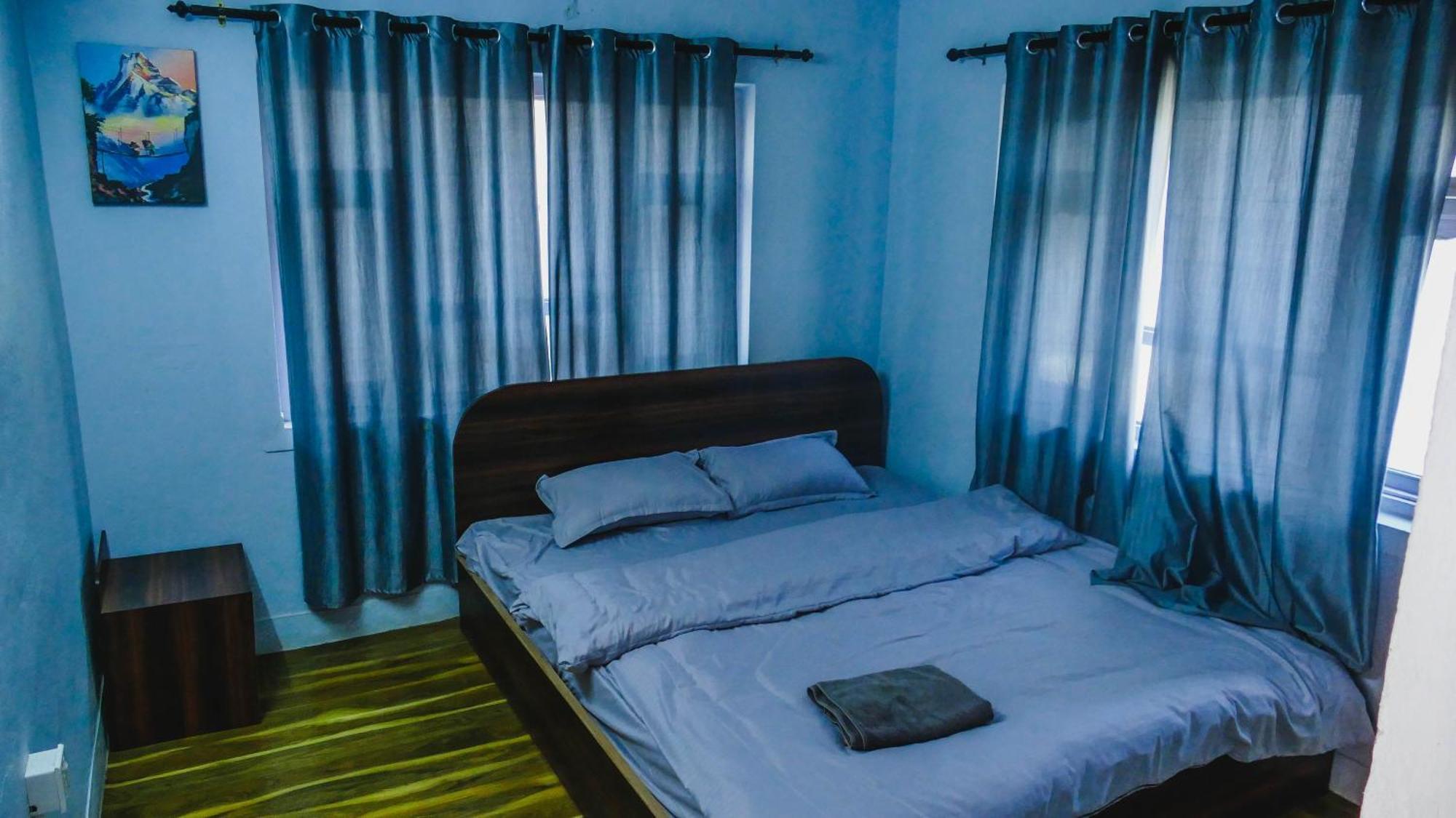 Hello Ktm Hostel Kathmandu Bagian luar foto